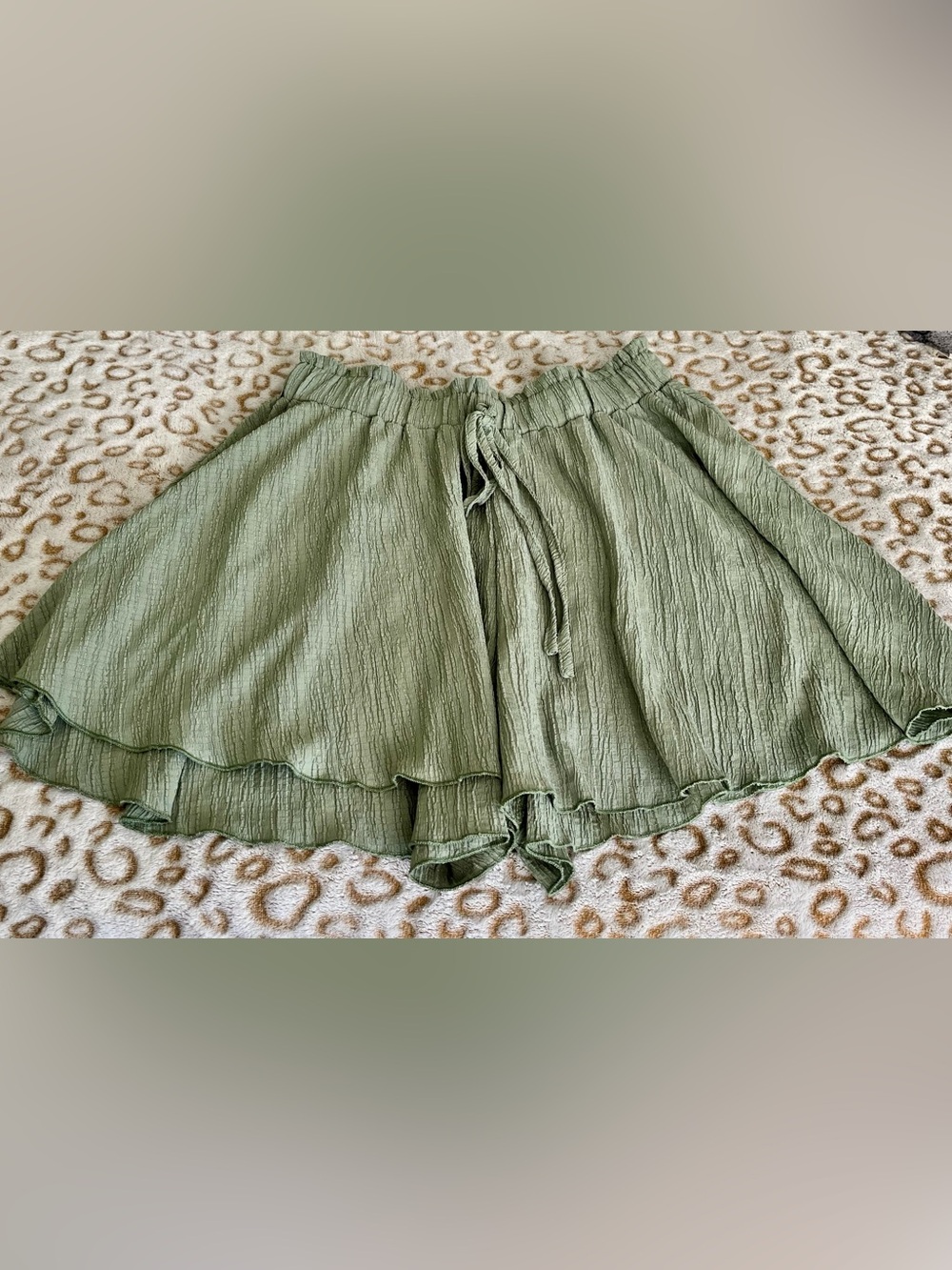 Light Olive Green Women's flowy Pull-On Shorts